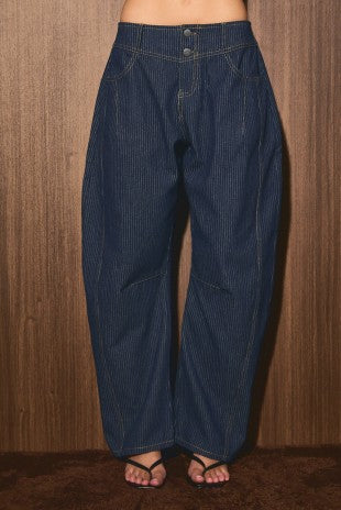 Balloon Barrel Jeans